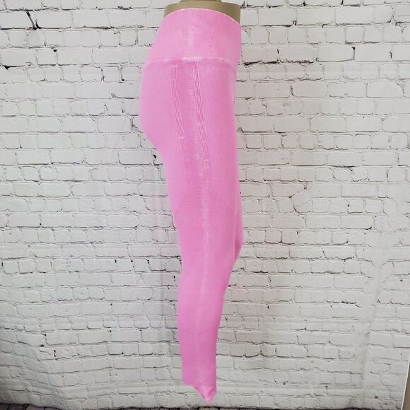 NUX SHAPESHIFTER 7/8 LEGGING PINK S NWT - Picture 4 of 9